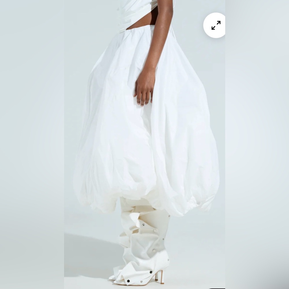 Akira White bubble Skirt size small